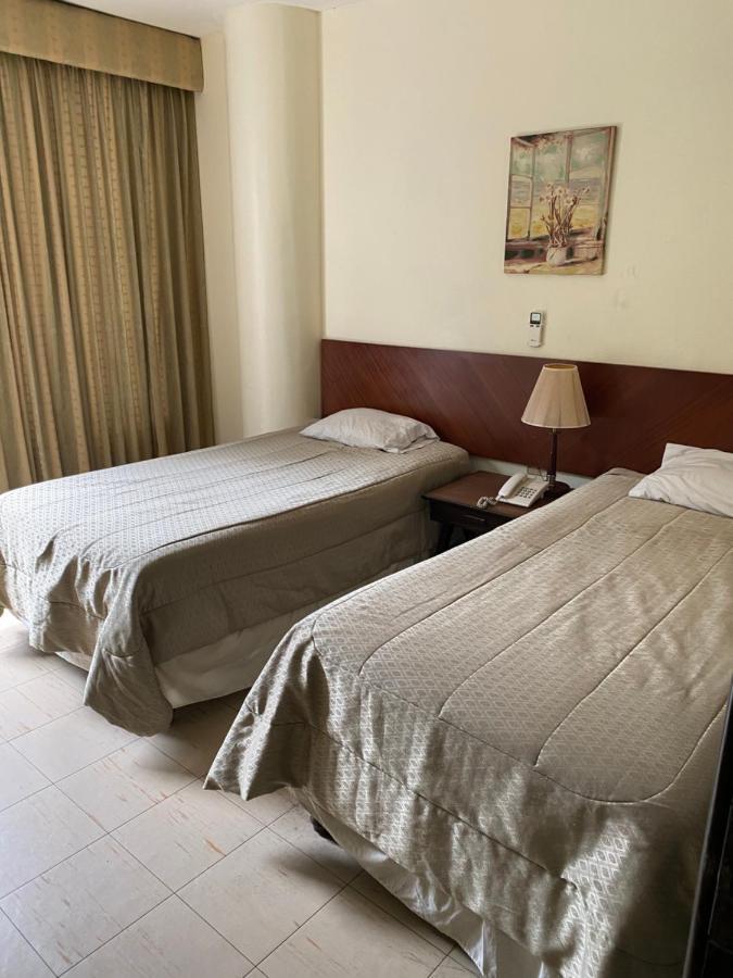 Hotel Rizzo Гуаякуил Екстериор снимка