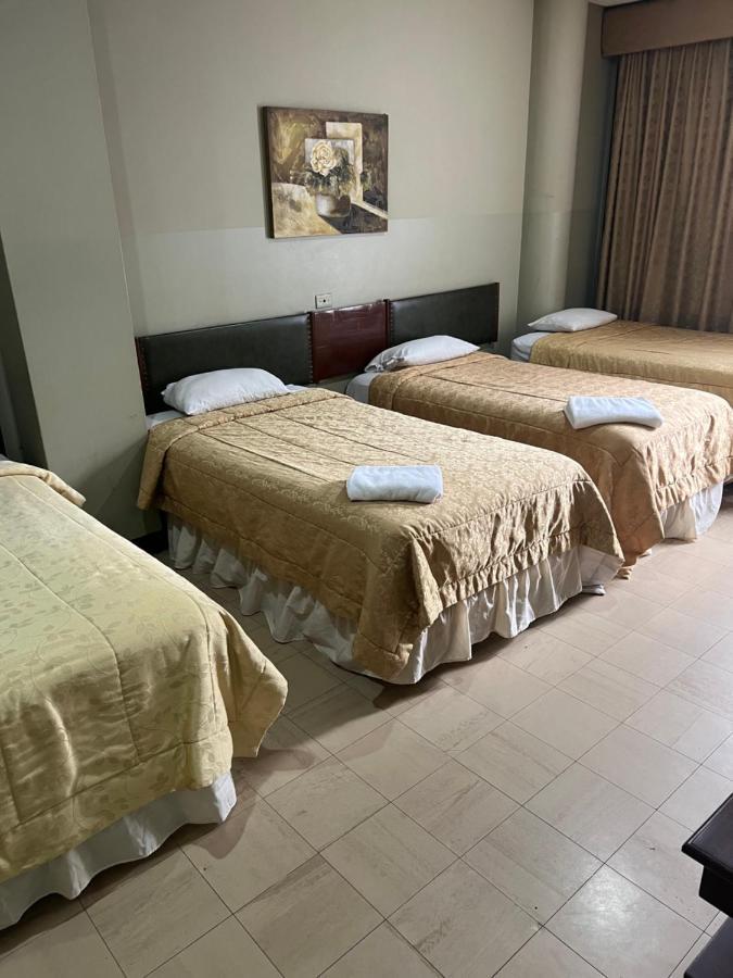 Hotel Rizzo Гуаякуил Екстериор снимка